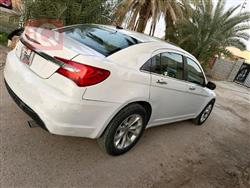 Chrysler 200